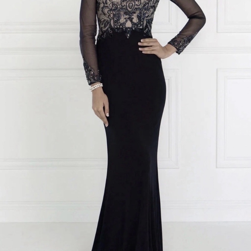 Sophisticated Black Evening Gown Long Sleeve Dress